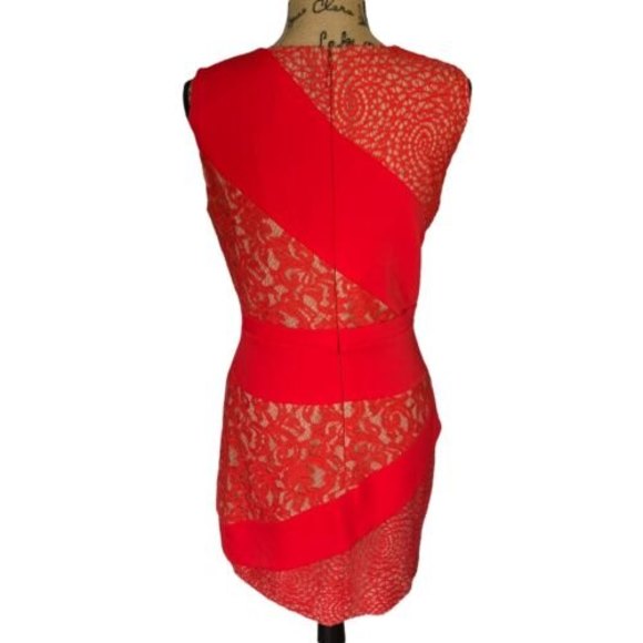 BCBGMaxAzria Women’s Size 8 Dahlia Asymmetrical Lace Dress - Picture 3 of 9